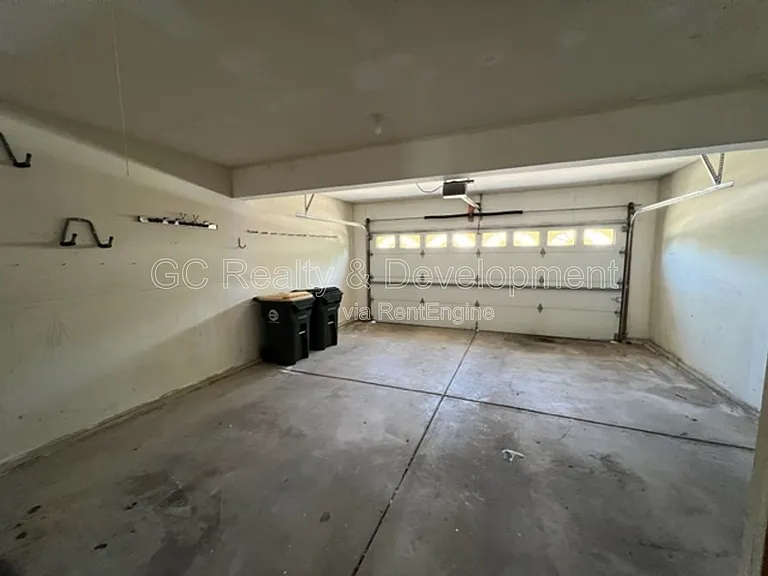 2805 Breckenridge Cir — Photo 33