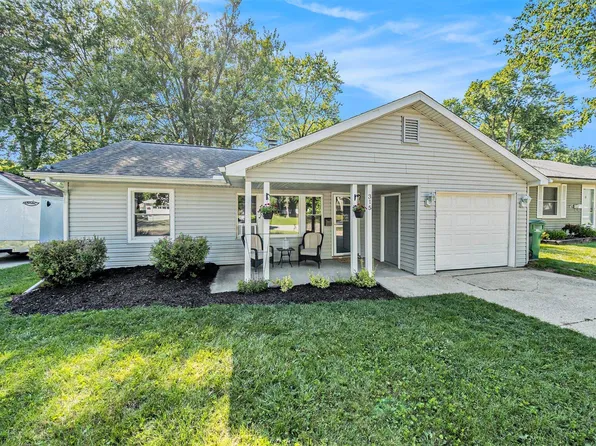 315 Spring St, Saline, MI 48176