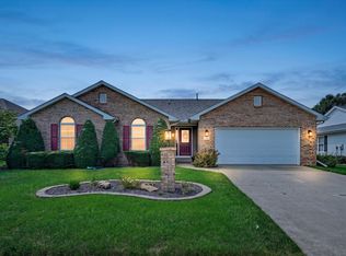 701 Pheasant Run Rd, Tuscola, IL 61953