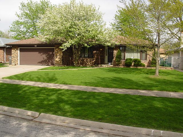 1st image of 15337 Heather Ct
