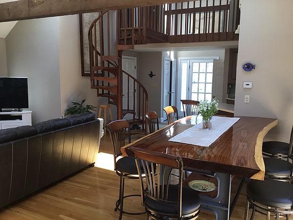 Cherry spiral stairs