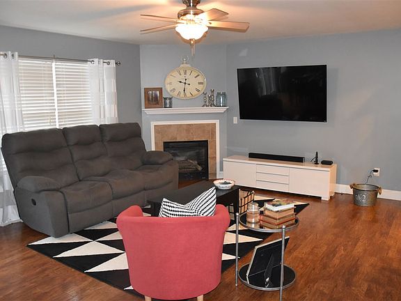5th image of 3056 N Natasha Dr
