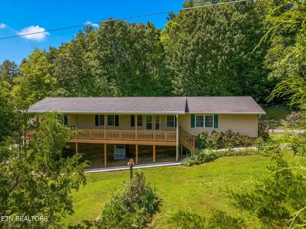 340/342 Bank St, Tellico Plains, TN 37385