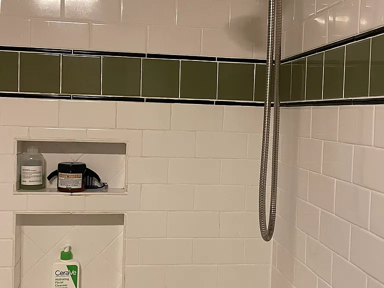 Full size tub and shower.