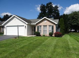 132 Sequoia Ct, Chambersburg, PA