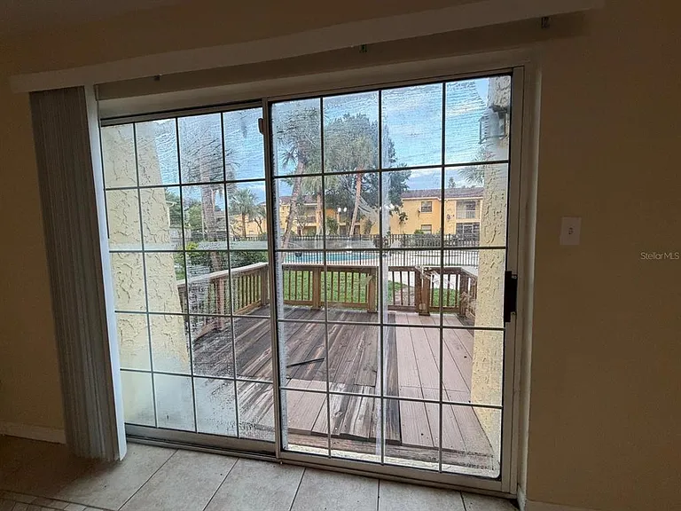 7501 Gallineta Ct — Photo 6