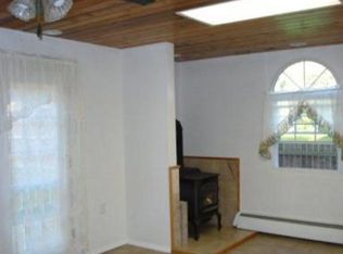 4617 Upper Rd, Shamokin, PA 17872