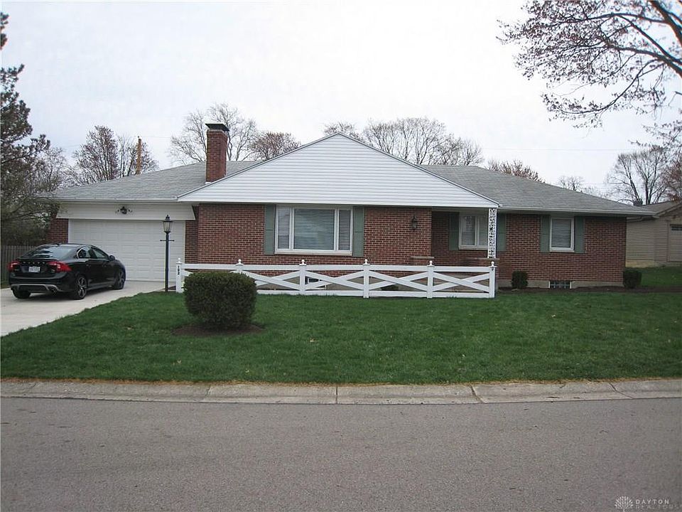 1st image of 192 Cherry Dr