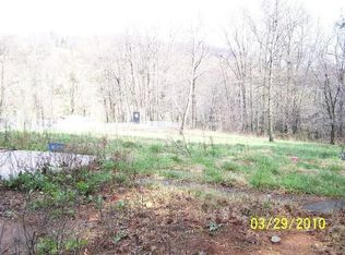 6573 Stewartsville Rd, Moneta, VA 24121