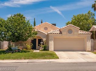 833 Arrowhead Trl, Henderson, NV 89002