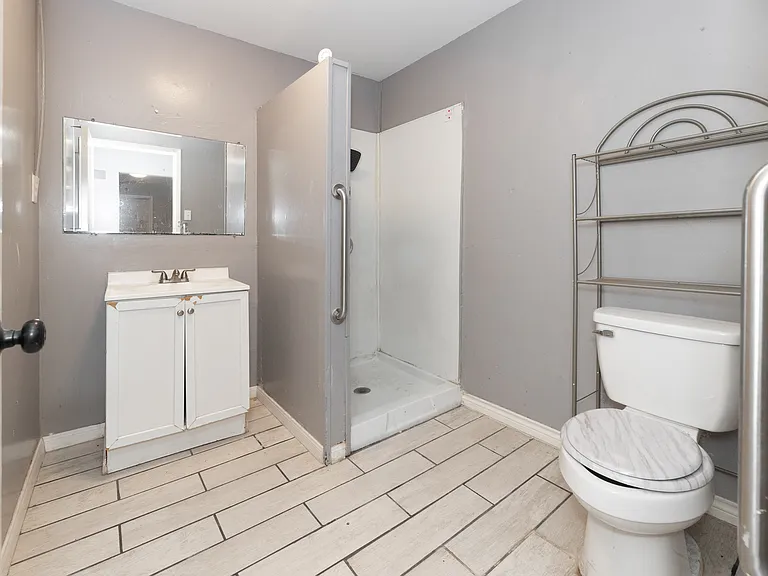 601 Scott Dr — Photo 4