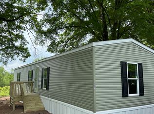 112 Laymon Ln, Mayodan, NC 27027