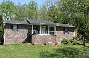 2nd image of 122 Suncrest Dr