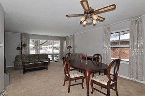 4th image of 115 N Phelps Ave