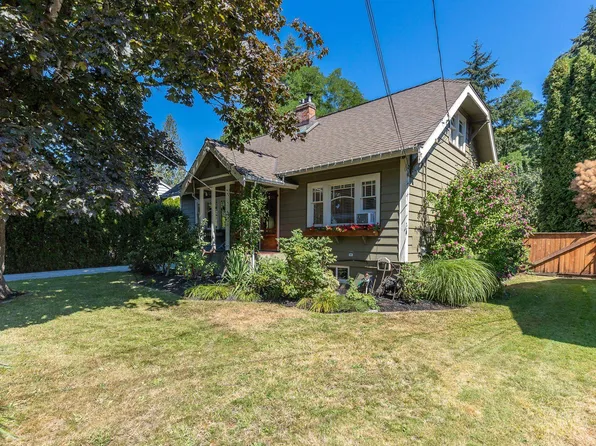 2730 Maple St, Abbotsford, BC V2S 3Y6