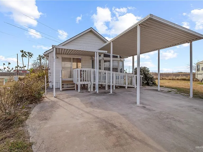 2800 Turner Rd — Photo 2