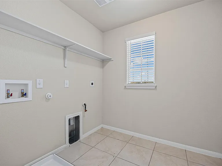 3103 Crystal Bend Dr — Photo 16