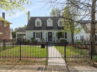 1811 W Friendly Ave, Greensboro, NC 27403