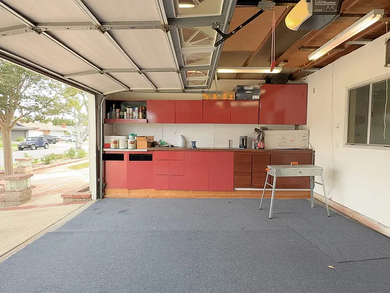 5418 Saratoga St — Photo 39