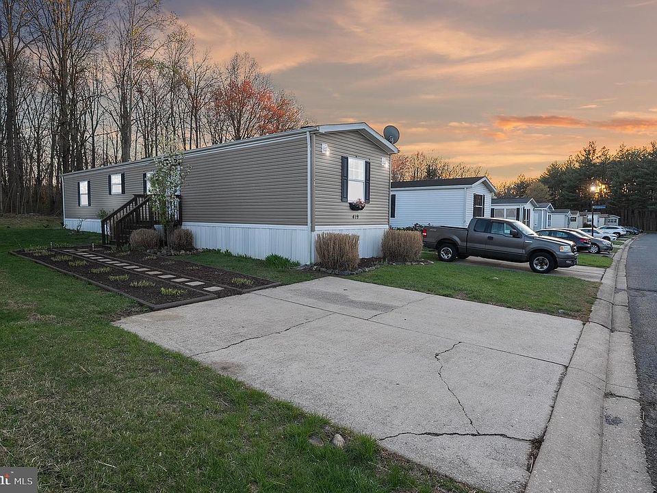 1st image of 419 Underwood Ln