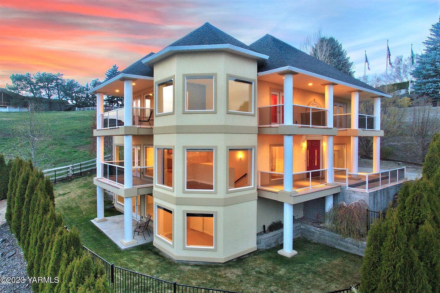 5808 Scenic Ridge Loop, Yakima, WA 98908 | Zillow