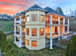 5808 Scenic Ridge Loop, Yakima, WA 98908