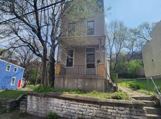 2618 Halstead St, Cincinnati, OH 45214