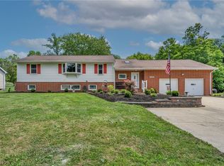 1553 S Carpenter Rd, Brunswick, OH 44212