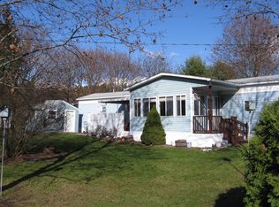 12 Skyview Dr, Nashua, NH 03062