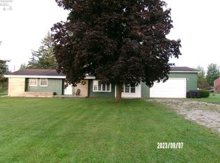 1140 S State Route 19, Oak Harbor, OH 43449