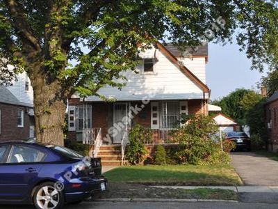 11933 231st St, Jamaica, NY, 11411