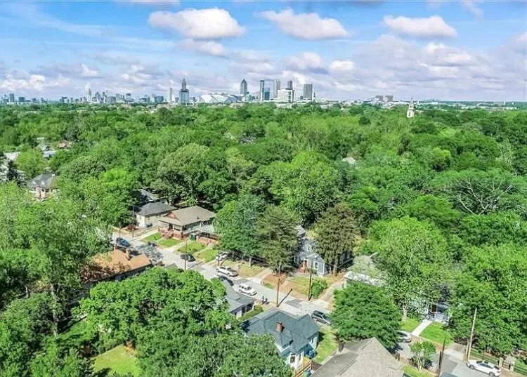 684 Grady Pl SW — Photo 19
