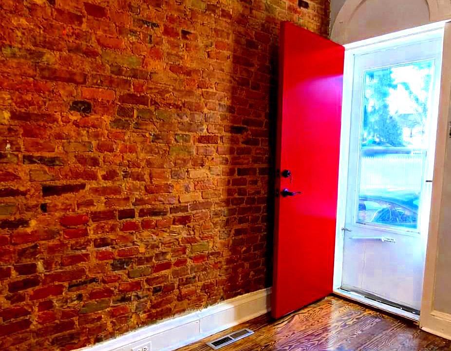 1st image of 206 Cherry St