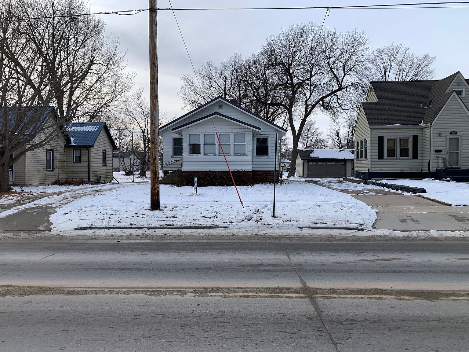 218 3rd St W, Cresco, IA 52136 Zillow