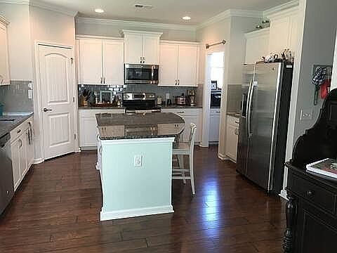 2nd image of 1338 Castleoak Dr