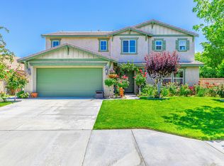 43252 Sunny Ln, Lancaster, CA 93536