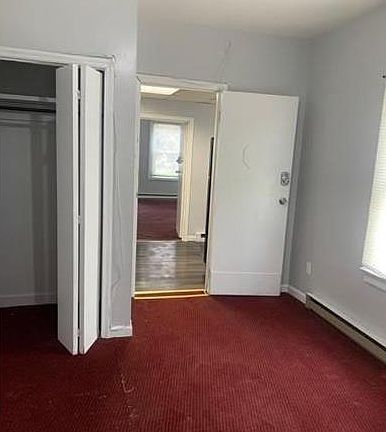 3rd image of 29 Gifford Ave
