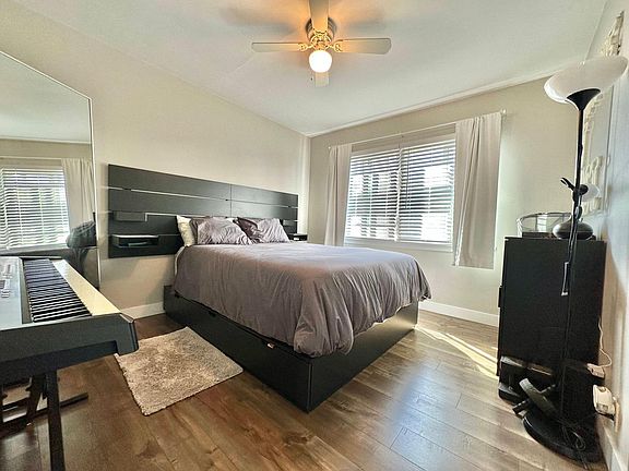 4th image of 763 N Redondo Ave #763B