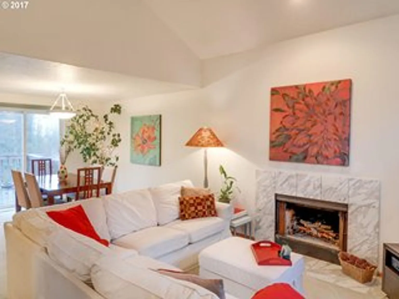3 Bed, 2 1/2 Bath home close to Gabriel Park and Multnomah Village! — Photo 3