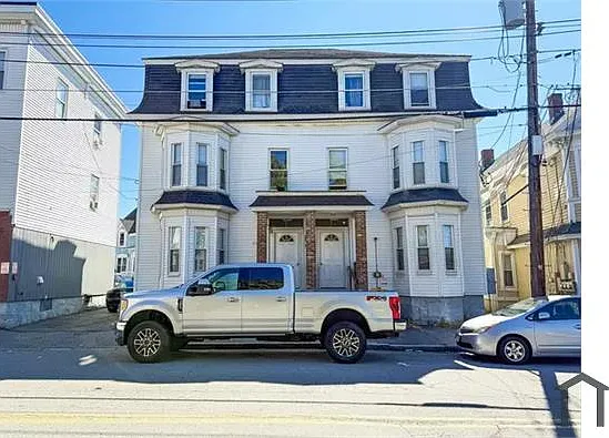 834 Central St #2