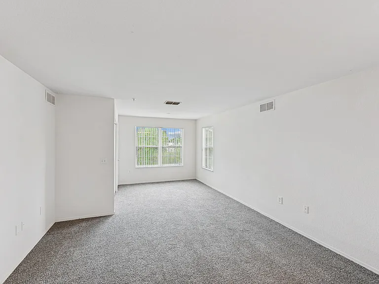 Camellia Pointe Apartments — Photo 19