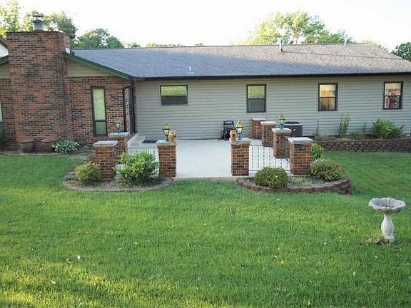 3rd image of 3950 Camelot Estates Ct