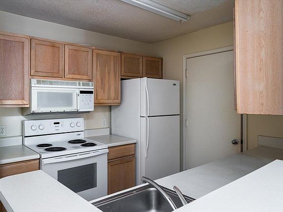 5th image of 2011 N Highway 17 Unit 1500O