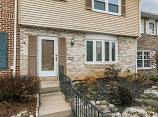 4533 N Hedgerow Dr, Allentown, PA 18103