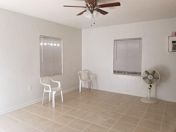 2nd image of 525 N Perviz Avenue