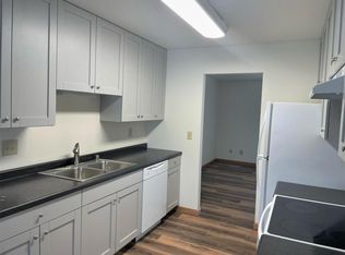 318 Ryan St, Holmen, WI 54636