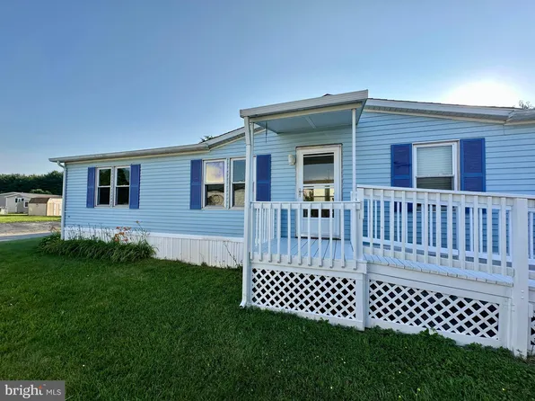 215 Joan Dr #2, Bear, DE 19701