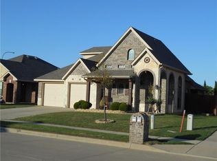 2437 Loreto Dr, Fort Worth, TX 76177