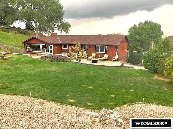 3rd image of 336 Hobbit Hole Dr