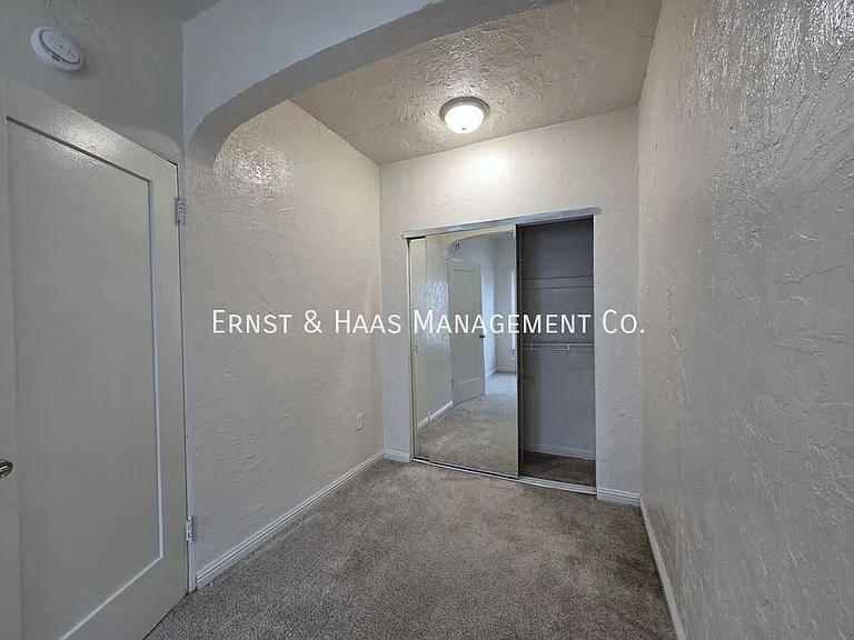 25 Argonne Ave #9 — Photo 8